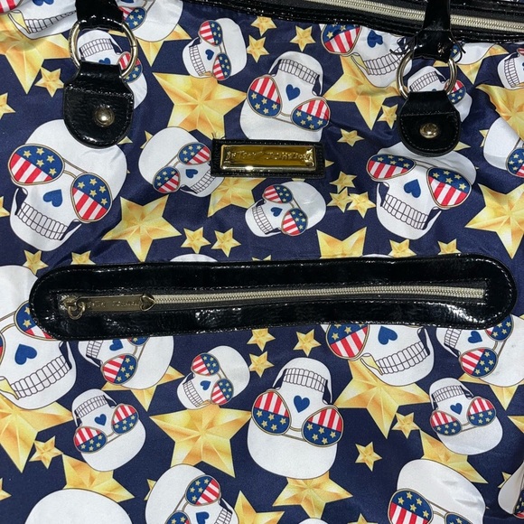 Betsey Johnson Large Satchel Bag Zip Skulls W/ American Sunglasses 25"X16" Blue - Picture 2 of 5